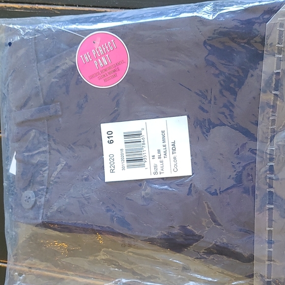BNWT Girls Uniform Skinny Perfect Chinos sz16 Slim - Picture 4 of 4